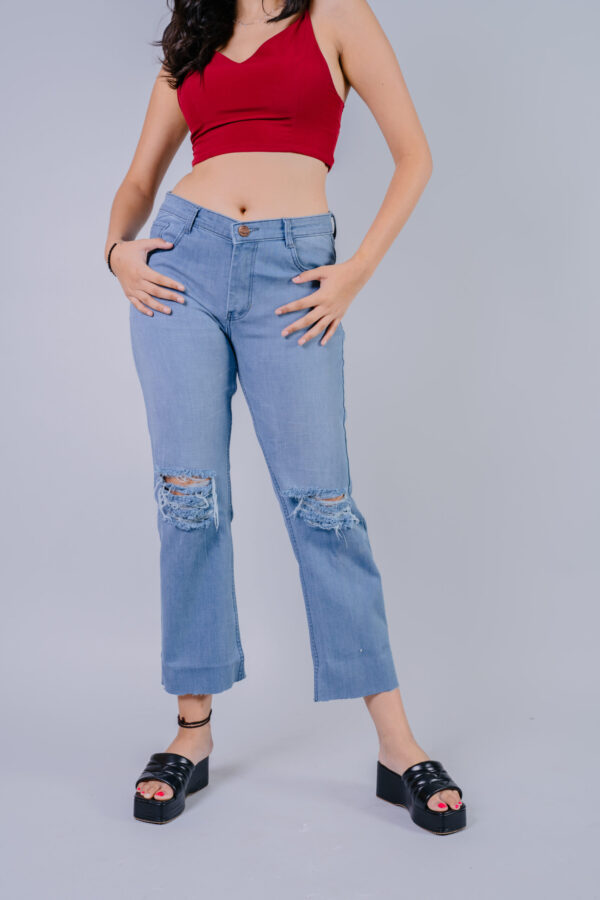 City Chic: Mid Rise Ripped Straight Leg Jeans